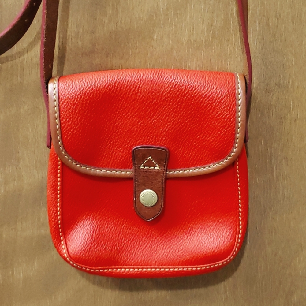 Dooney & Bourke mini crossbody handbag